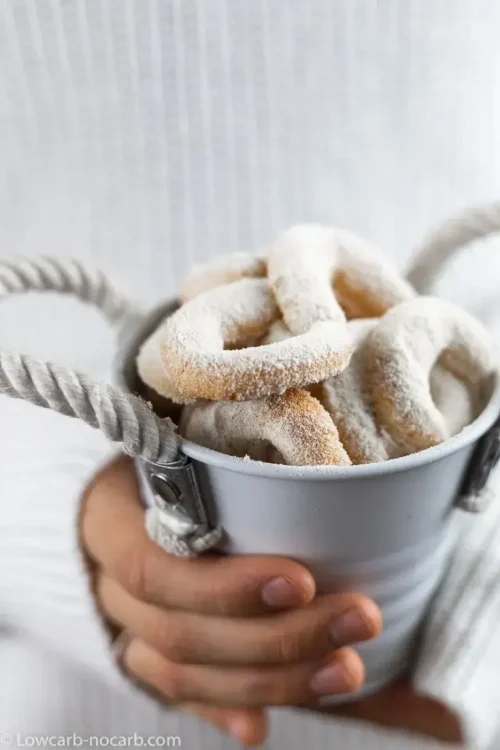 keto friendly christmas treats