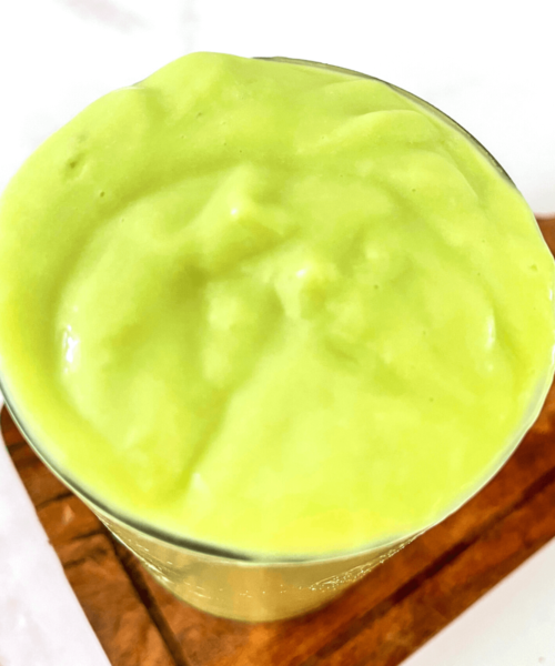 keto-avocado-smoothie-with-coconut-milk